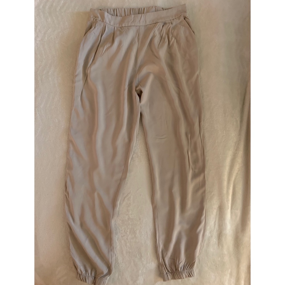 Tan loose jogger pant